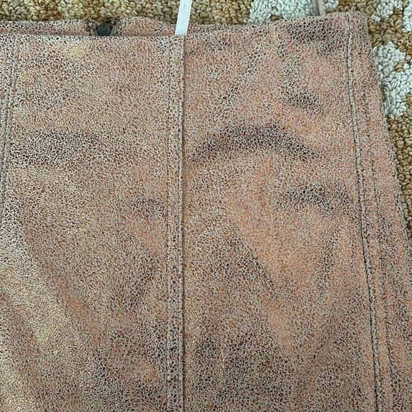 Free People New Modern Femme Metallic Rose Gold Suede Mini Skirt size 4 - Picture 7 of 7